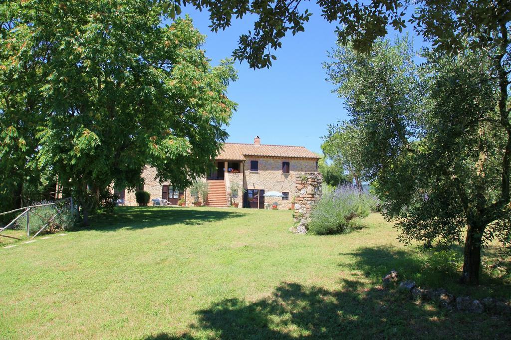 Agriturismo Podere Luchiano Amelia Kültér fotó