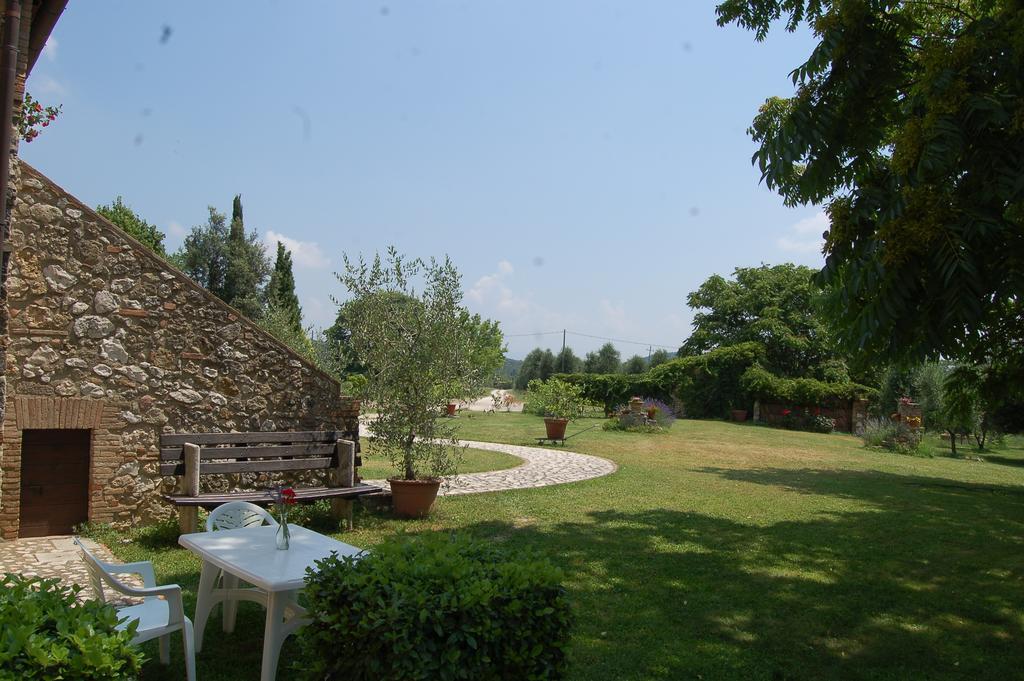 Agriturismo Podere Luchiano Amelia Kültér fotó